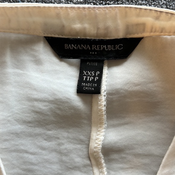 Banana Republic top - Picture 2 of 5